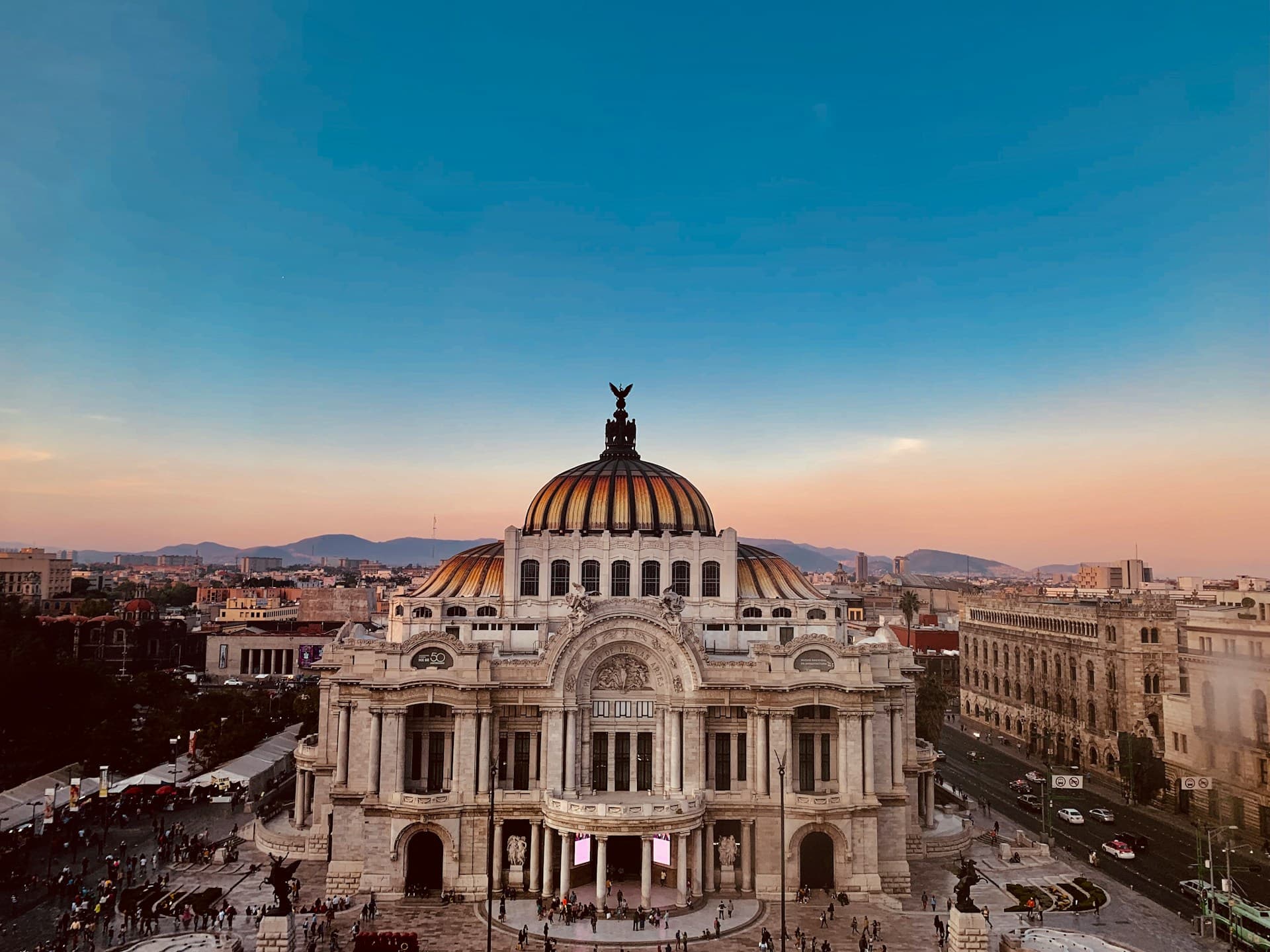 Business class flights to Mexico