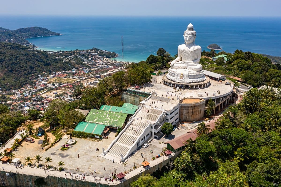 Business class flights to Phuket, Thailand