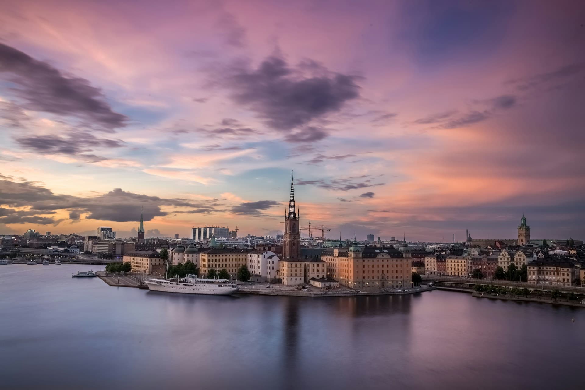 Business class flights to Sweden